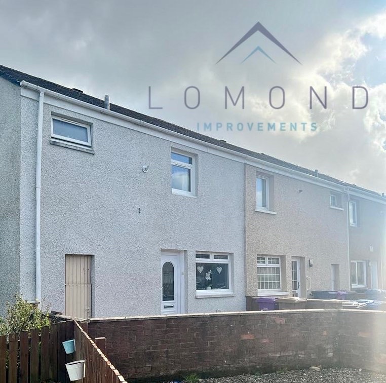 LomondImproves's tweet photo. What a difference re-roughcasting your home makes! 🤩🔥

Happy customer with their house looking amazing just in time for the 
summer! ☀️

Is your home in need of a new roof, roughcasting or windows? 🏡🪟

Request a FREE no obligation quote now and get up to £2000 off!! 😮 https://t.co/ga7vCw2VRE