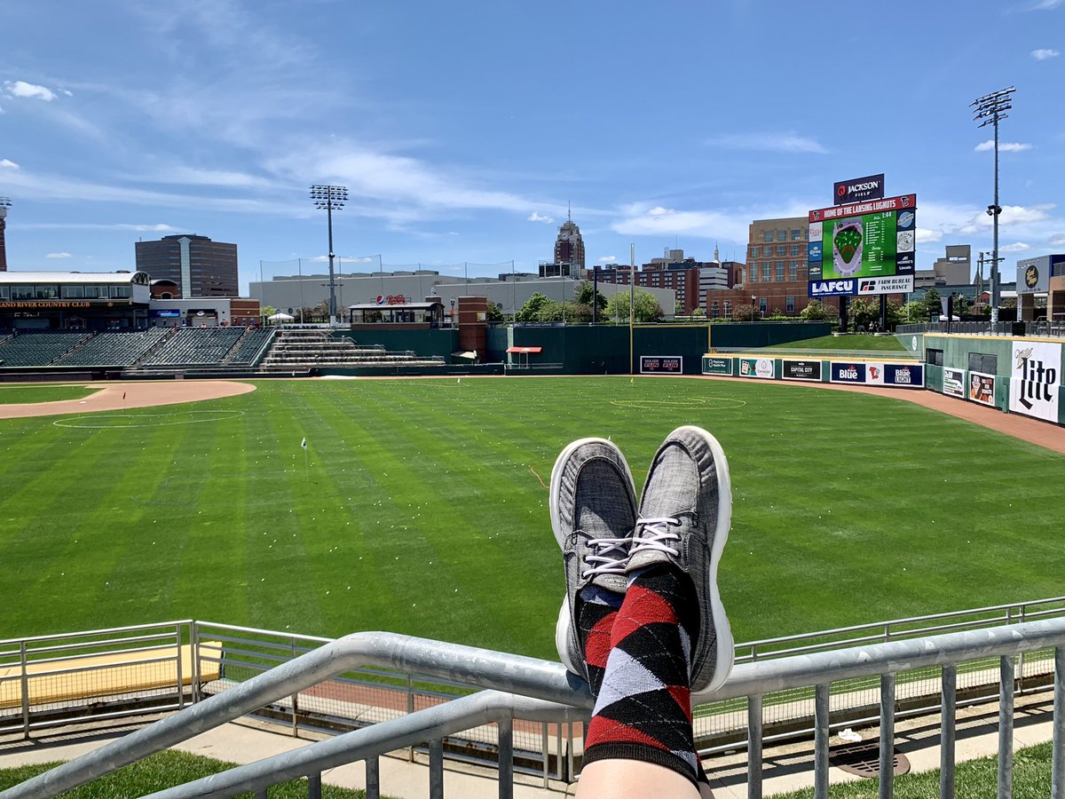 MichelleRahl's tweet photo. A perfect day to check out the Grand River Country Club for the first time! Awesome idea @LansingLugnuts and a beautiful day at the ballpark!!!#JacksonField @RyanGardner82 https://t.co/BLObDmFxkk