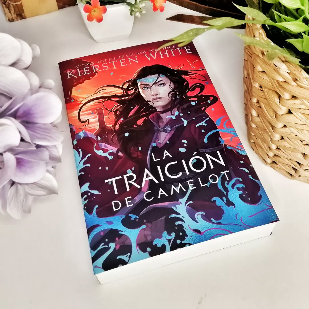 Blog_Literario_'s tweet image. Ahora, un libro deslumbrante, ideal para amantes de libros de fantasía, con mucha magia magia y lealtad.
.
📙LA TRAICION DE CAMELOT de Kiersten White publicado por @Puck_ed del grupo URANO @Ediciones_Urano
.
amzn.to/3z4BwxC