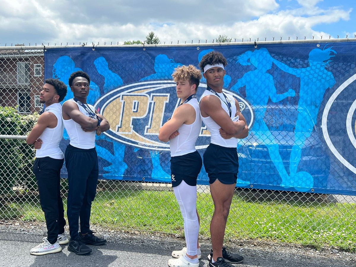 mxceooo's tweet photo. Had a great time at states this weekend! 4x100 relay took 3rd and broke the school record💪🏽 @GCarothersfb @pittsalegend @JacksonJr04 https://t.co/u3eZzUYGgr