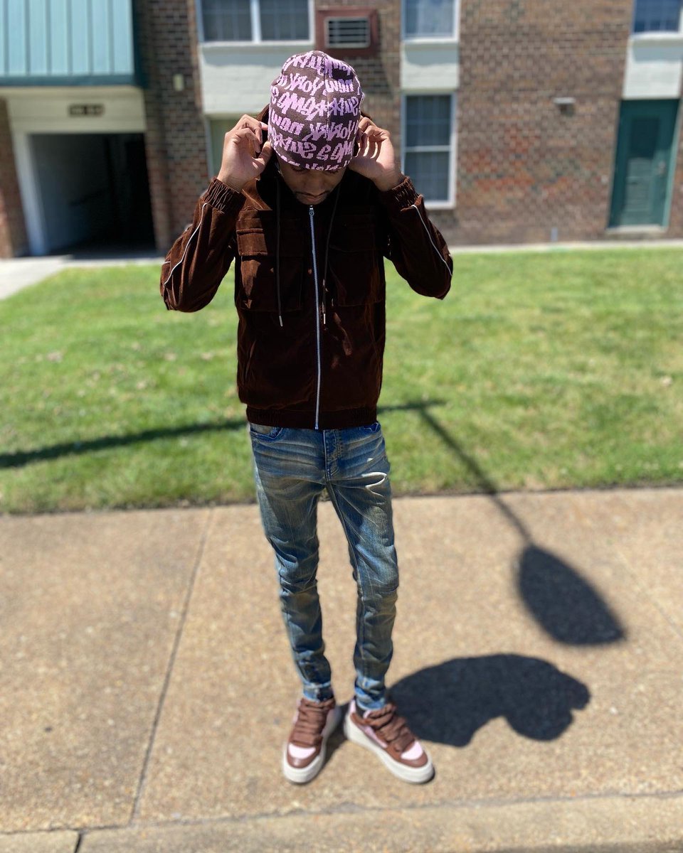 ıɯɐʞıʞoɓ∩ tweet media