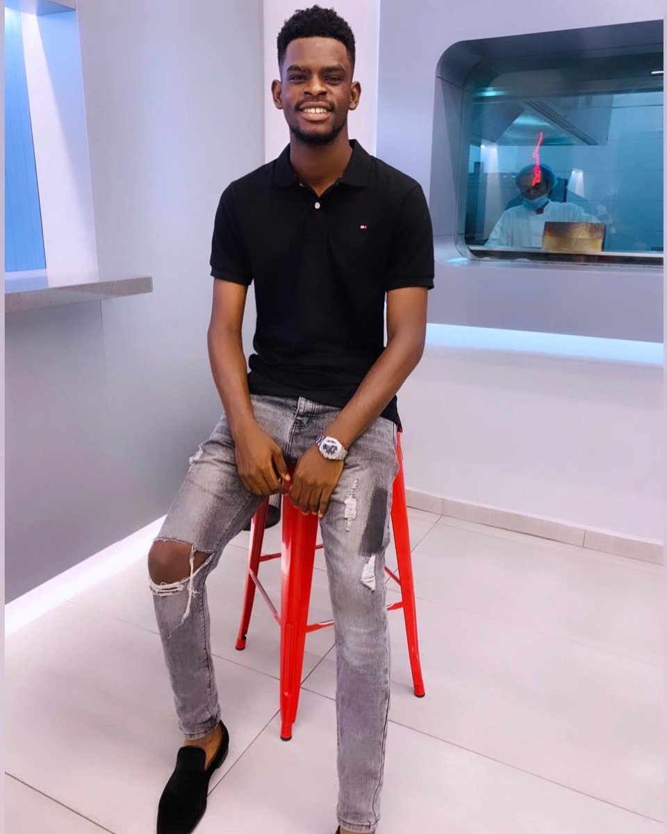 RetroSiafa's tweet photo. When the capable is not available, the available becomes capable 🤷🏾‍♂️🥴

#Retro 
#Weekendvibes
#Entrepreneur 
#Dreams 
#Urbanclassic https://t.co/7DMh5D7jFB