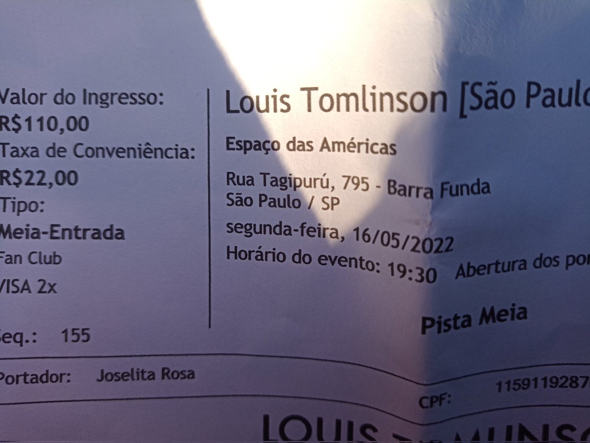 calamityhes's tweet photo. GENTE ALGUÉM PERDEU UM INGRESSO AGORA, ESTÁ EM NOME DE JOSELITA, DÊEM RT PELO AMOR DE DEUS... O INGRESSO ESTÁ COM A SEGURANÇA VIVIANE
@projalivebr 
@LouisStanBr 
@projectlouisBR 
@prtommobr 
@prlouistbr 
@tommoinfo 
@louistbr https://t.co/2K7V2e5YL7