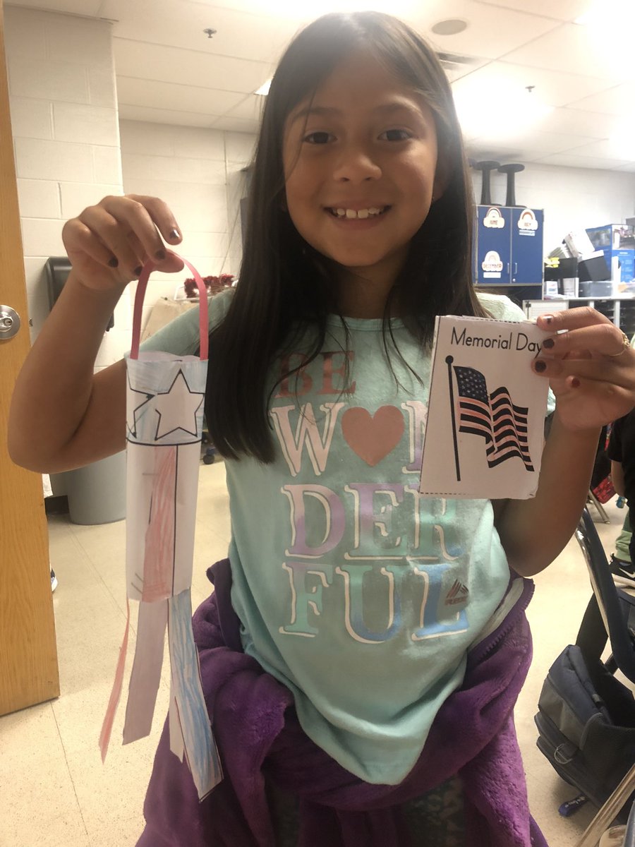 Happy Memorial Day weekend! ❤️🤍💙 <a href="/FreedomHillES/">Freedom Hill ES</a> #FHhighlights