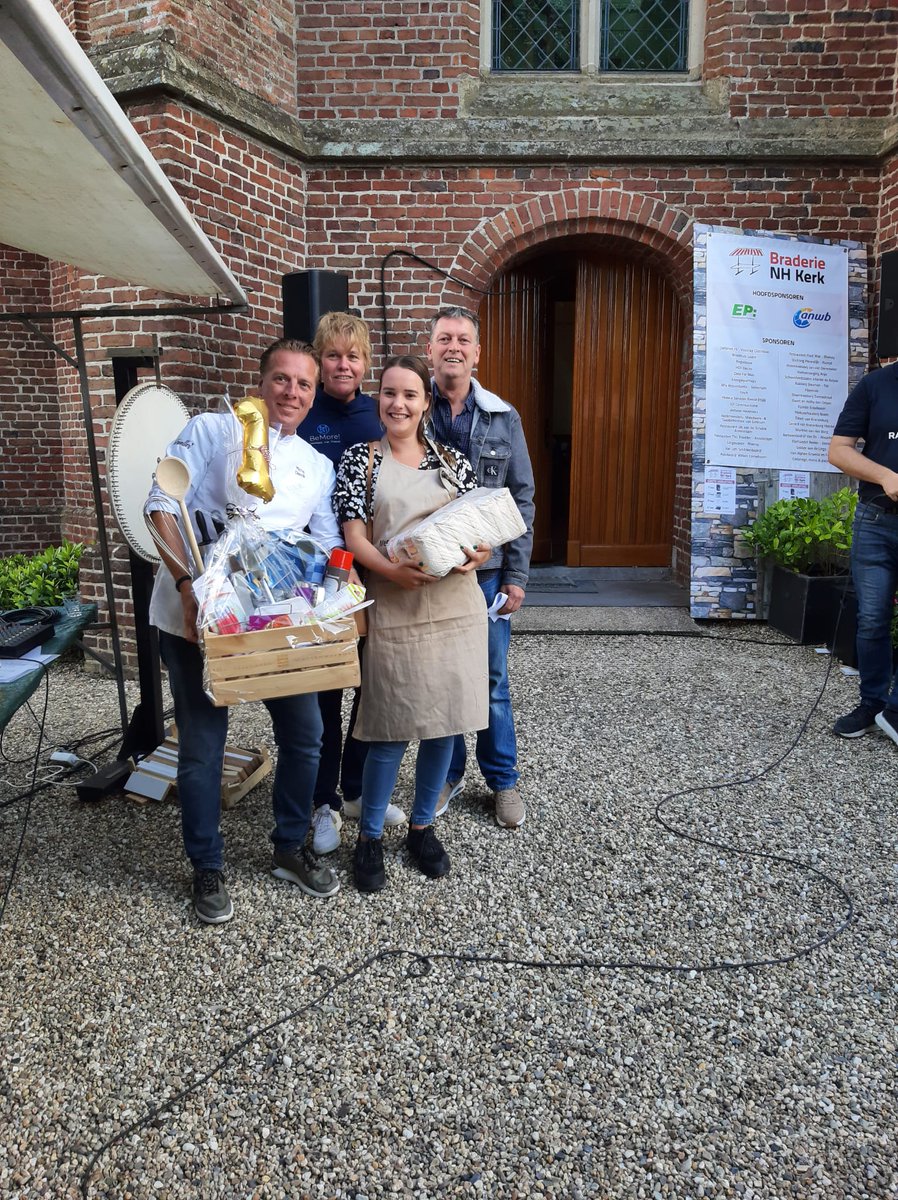 Nicoline & Cor tweet media
