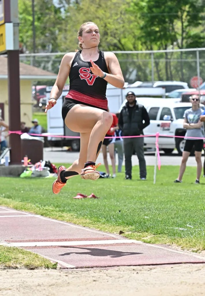 Schuylkill Valley’s revered Madison Ziska goes out at her best mikedragosports.com/revered-madiso… <a href="/ATTSportsInc/">ATT Sports, Inc.</a> <a href="/JasonGuarente/">Jason Guarente</a> <a href="/coachzeller_/">Coach Zeller - Fleetwood Track & Field</a> <a href="/JuliePCohen/">Julie Pelchar Cohen</a> <a href="/thejdelp/">JDELP</a> <a href="/GarageStrength/">Garage Strength</a> <a href="/PennTrackXC/">MileSplit Pennsylvania</a> <a href="/CentralPARunner/">CentralPARunner</a> <a href="/MarshXC_TF/">Coach Marshall</a> <a href="/msd_track_field/">Muhlenberg Track And Field</a> <a href="/wyotf22/">WyoTF</a> #mikedragosports