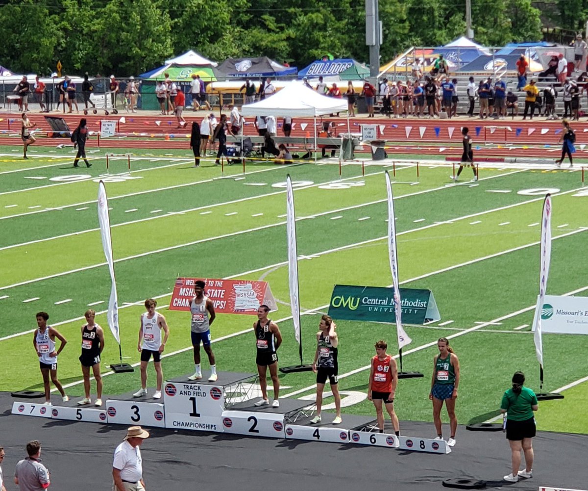 Grain Valley Track & Field tweet media