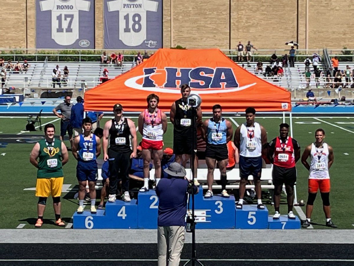 Lucah Jones finishes in 3rd place!  Lucah is a two time state medalist for the Lancers.  You will be missed!