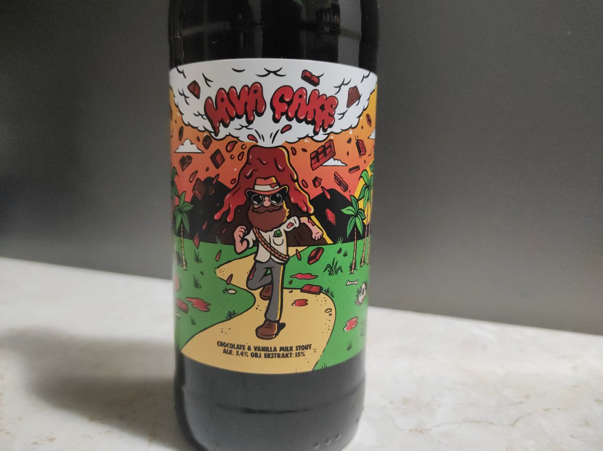 BojanowskiMarek's tweet photo. #60
🍺 Lava Cake
🇵🇱 Moczybroda
Milk Stout
Alk. 5.4%
Ekst. wag. 15.0
3.5/5
#craftbeer #polishbeer #stout #browar #moczybroda #beerpics #beergeek #beertography #wroclaw https://t.co/m0cma8vkaf