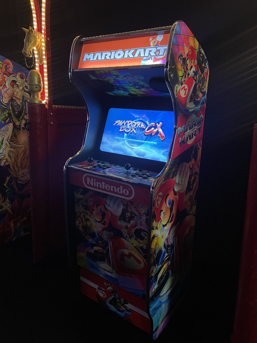 Finn Wolfhard France🇫🇷 tweet media