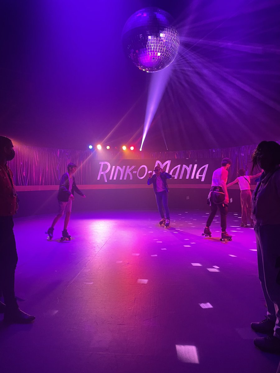 Finn Wolfhard France🇫🇷 tweet media