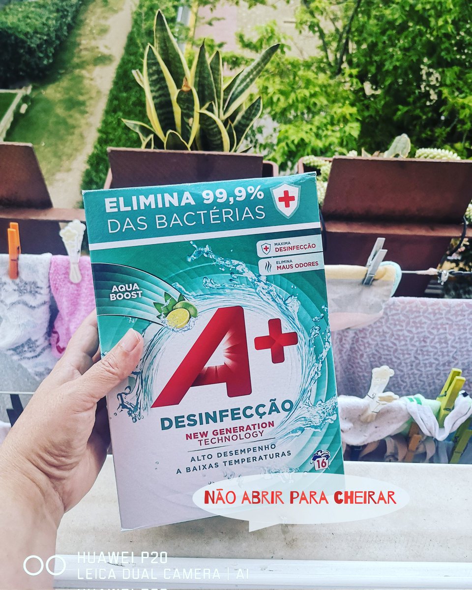 CulinariaOutono's tweet photo. NAO ABRIR PARA CHEIRAR
Uma D. De casa inteligente abriu o detergente para cheirar arrumou no sítio e quando fui para tirar as caixas fiquei eu e a senhora que estava ao meu lado cheias de pó branco. Com um banho tomado não fiquei a cheirar a limão.Mente brilhante. https://t.co/whZeYuqKnM