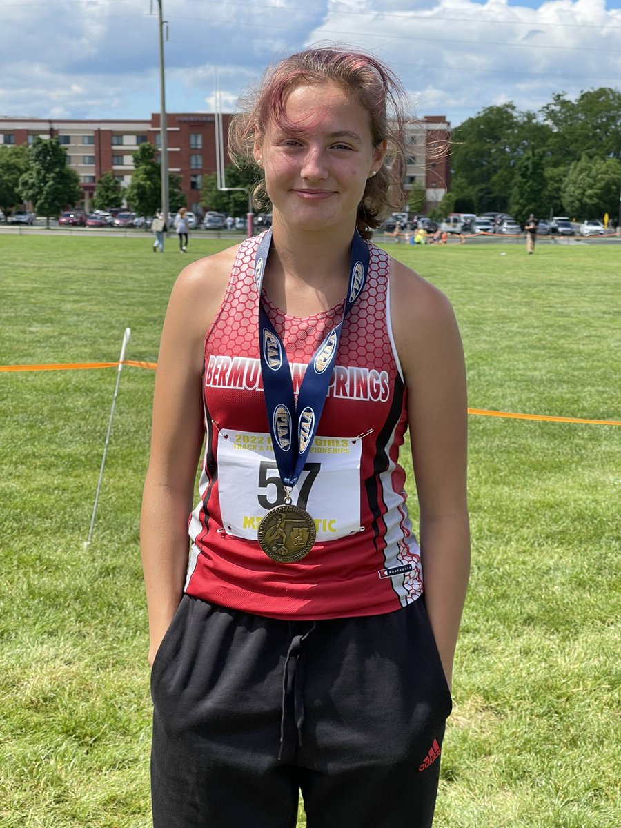red_swarmfb's tweet photo. Congratulations Allison Watts 4th place in the triple jump at states https://t.co/6dcRSJ73vG