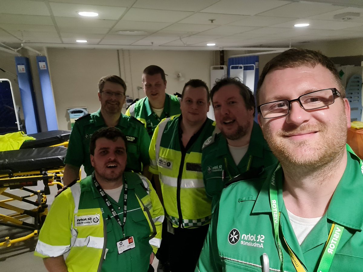 welsh_lad89's tweet photo. Well that's 3 nights of #EdSheerancardiff done, first one as solo operational commander at #PrincipalityStadium thank you to everyone involved, also thank you to @WelshAmbulance for their support, amazing team work seen today @SJAC_Rich @GazNursePrac @james_SJAC @RichBaxter19 https://t.co/EGTZFxw2K6