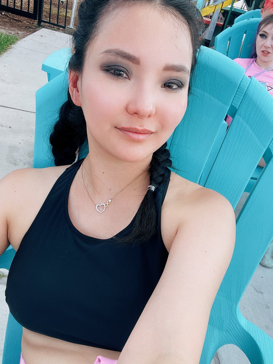 CodeMiko tweet media