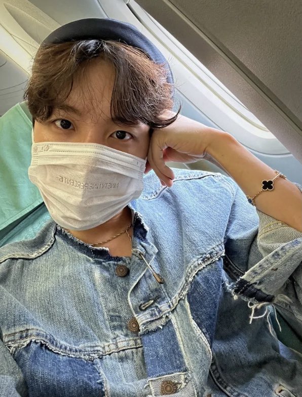 vopethinker's tweet photo. ✈️ 200118                          290522 💟 https://t.co/M8EV3FmlAy