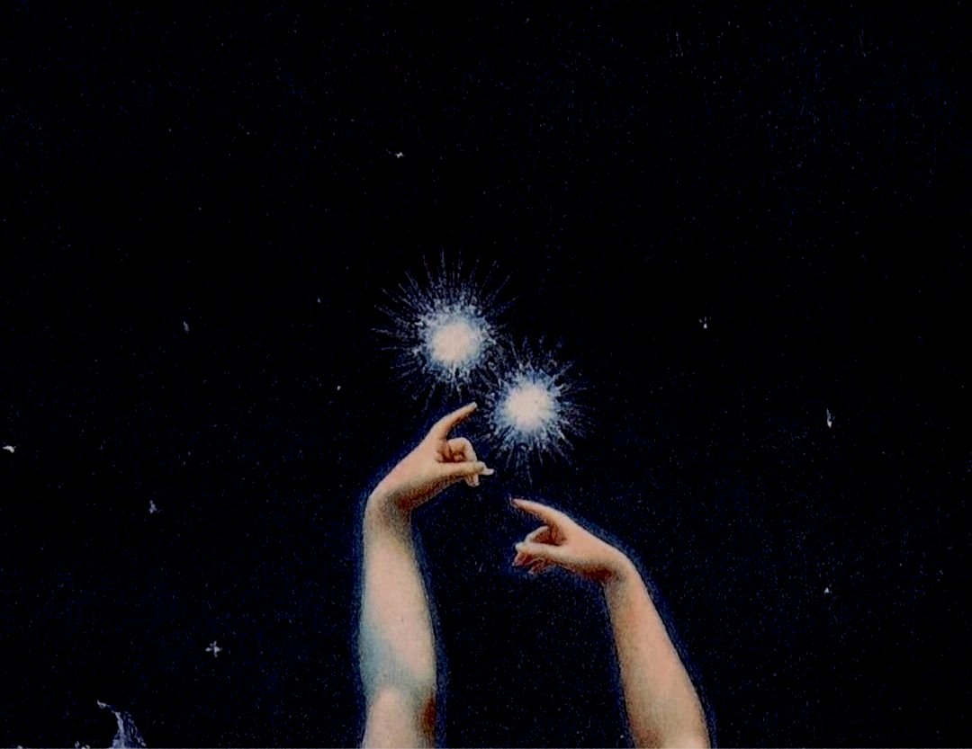 looking at the stars always makes me dream.