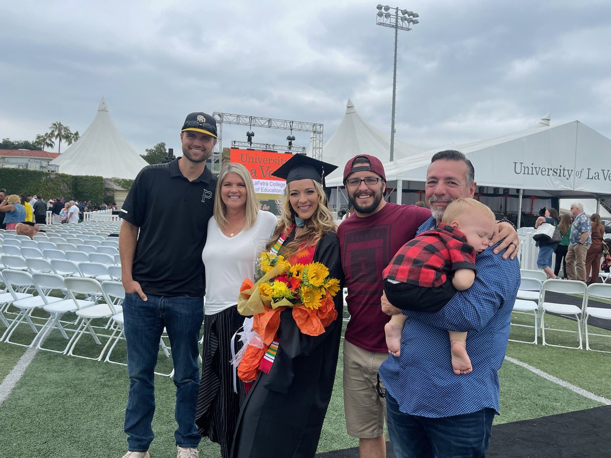 Lexie Carmichael tweet media