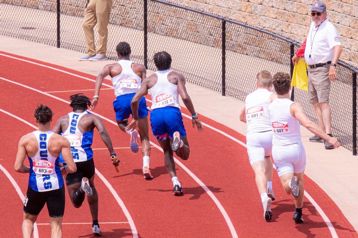 Vashon Football tweet media