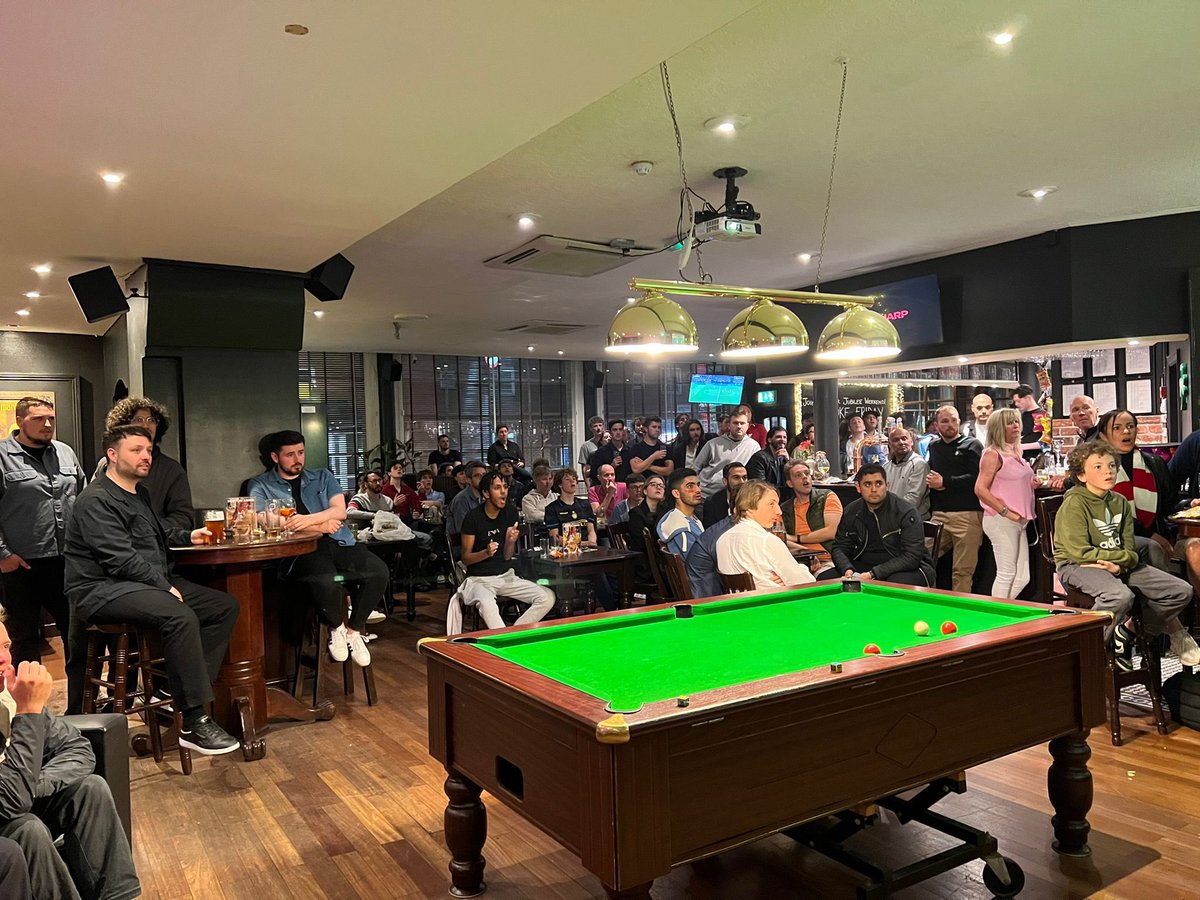 BostonArms's tweet image. We love to see a packed pub with everyone enjoying the #ChampionsLeagueFinal