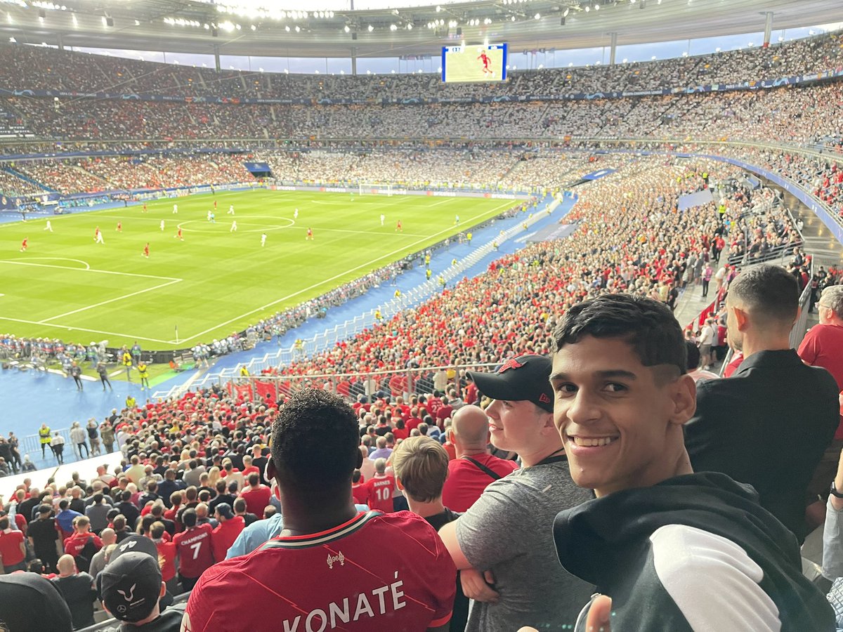 JallBigode's tweet photo. Courtois em dia de Cassio nesta final histórica na #CasaDaChampions #ChampionsNaHBOMax com o @ocaradaluva no Stade de France https://t.co/TMn9aJDo5I