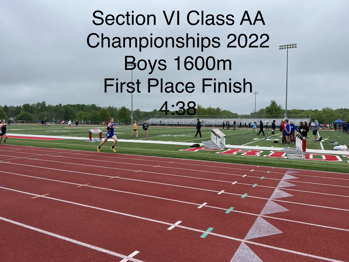 frontierrunning's tweet image. AA Sectionals @ Jamestown HS 1st place finishes by Cam Bogdan 1600m, Lillie Bogdan 800m, 2000m Steeple (school record 7:01) and Gurls 4x400 (Sam Luba, Cierra Schwarz, Emily Shaver and Bogdan) Great job Falcons!