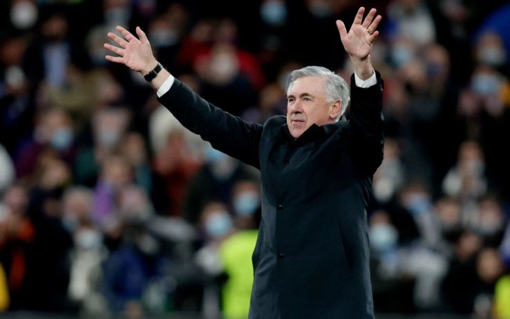 fquattrone12's tweet photo. Signori, alzatevi in piedi per questo signore qua 

#Ancelotti nessuno come lui : 
4 #ChampionsLeague 🏆✅

Quel calcio genuino, efficace, vincente e nostalgico fa ancora la differenza 

#chapeau https://t.co/45c6nlYG2T