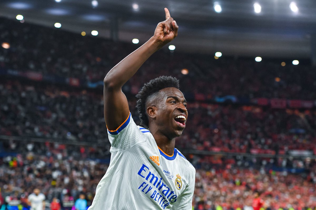 eversonothing's tweet photo. Ole Ole Ole. The 14th is ours.
Deserving champions of Europe. 
What a phenomenal campaign!!

Tibo Courtois is the best keeper on the planet. There is no debate.

#ChampionsLeagueFinal #UCL https://t.co/K4wl2o8qMC