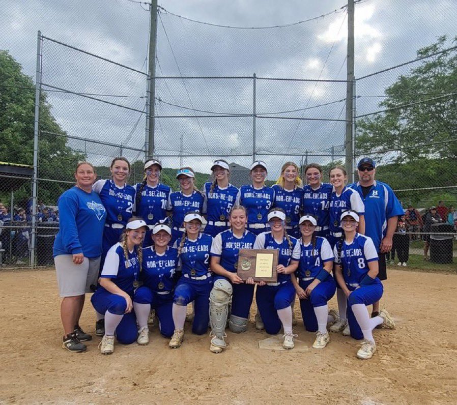 HorseheadsAD's tweet photo. Let’s Go! Softball brings home Plaque #4 this Spring!
Great job Ladies and Coaches!
#CareCommitWork #Team #GoRaiders #PlaqueHunters #4 https://t.co/Y2YR7CSMBO
