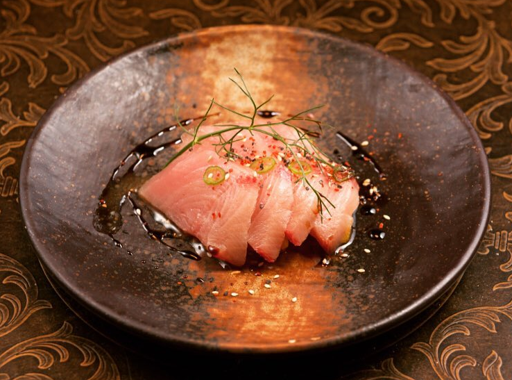 TenStrawberrySt's tweet photo. Do you want to know 😲 real #tabletop beauty??
👉 NAGOYA. That's what we're talking about!
#SimpleElegantAffordable
#chefs #chefstalk #instagood #instafood #setthetable #tablewares #tablewaredesign #crockery #tablescapes #plates #chefstable #instachef #truecooks https://t.co/kBs9PfSSDI