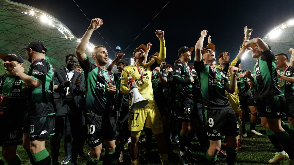 AAMIPark's tweet photo. About last night… 🏆✨

#MCYvWUN | #ALeagueMenGF https://t.co/VQWzNVFMyd