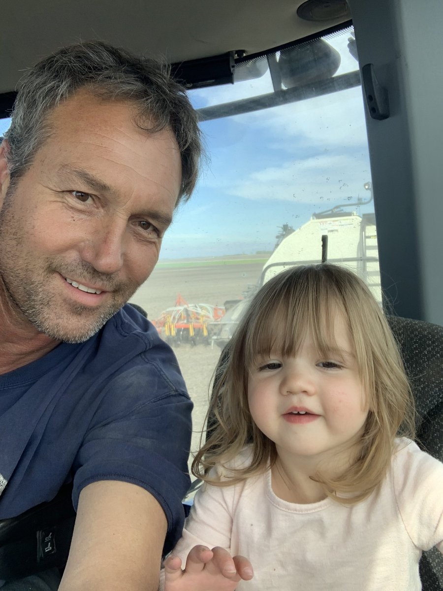 MiltonKrahn's tweet photo. Harper and I are going to get things accomplished today! https://t.co/vnUWBOp2EU