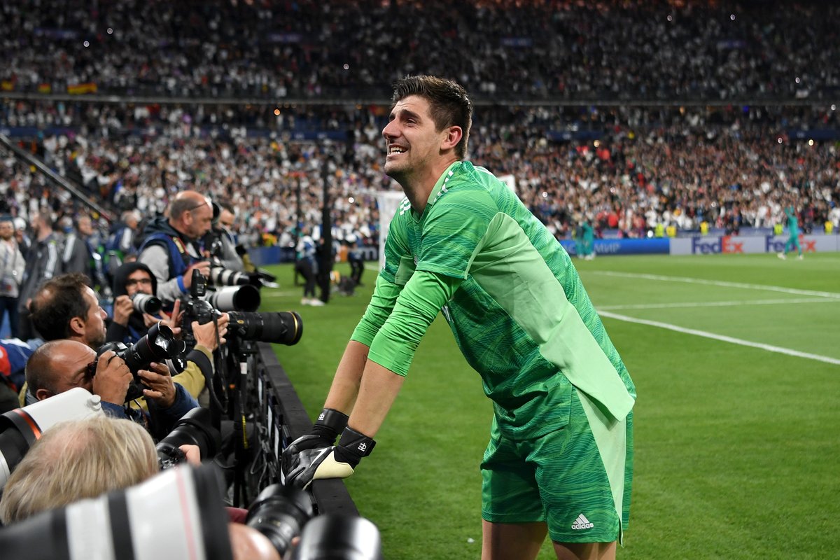 realfrance_fr's tweet photo. Un mot pour décrire la performance de Thibaut Courtois ? https://t.co/RihVsJgUO2