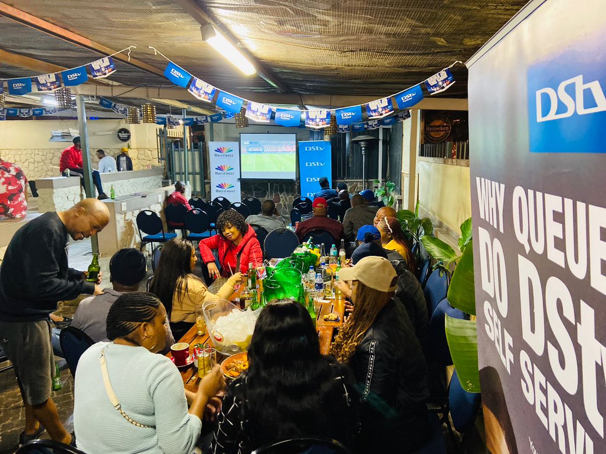 DStvEswatini's tweet photo. We don't know what your experience was tonight but one thing is for sure, these fans had a blast @ #YorubaLounge.
Better together
#whatwelivefor
#Championsleaguefinal
#thegeorgehotel https://t.co/qKIdRdXQy0