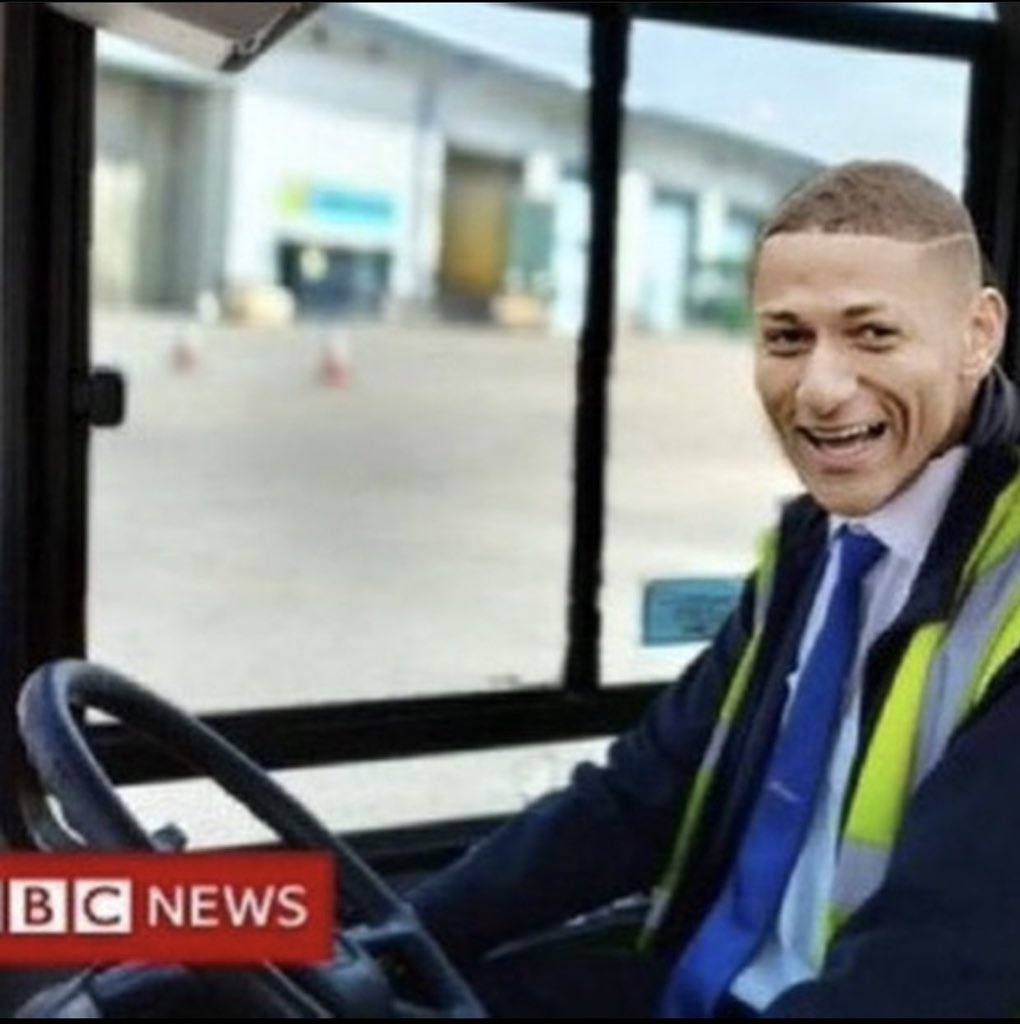 IRUNNIA (@irunnia_) on Twitter photo <a href="/richarlison97/">Richarlison Andrade</a> For those that don't understand why Richarlison is now everyone's favorite player 😂😂 <a href="/richarlison97/">Richarlison Andrade</a> For those that don't understand why Richarlison is now everyone's favorite player 😂😂