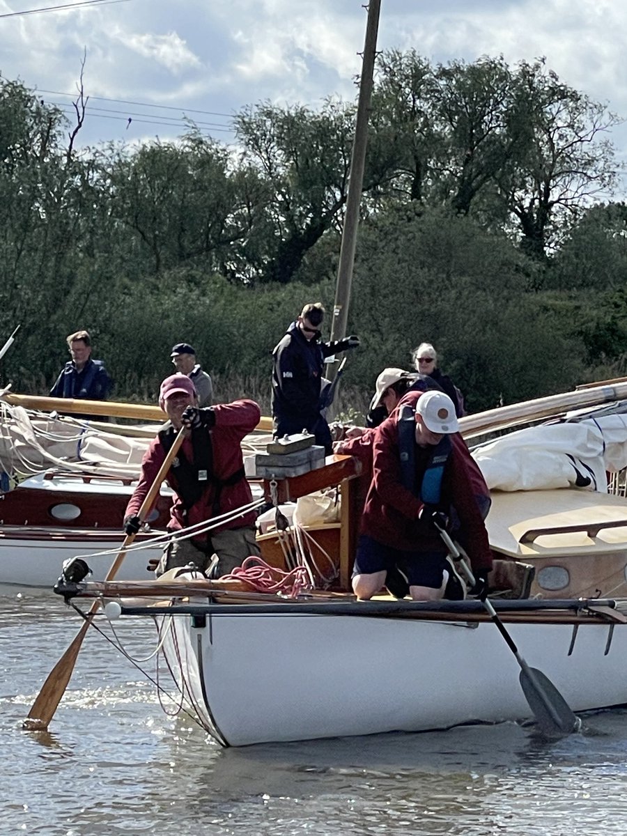 missmarple37's tweet image. Plenty of paddling on Wandering Rose at Potter Heigham #3RR #norfolkbroads