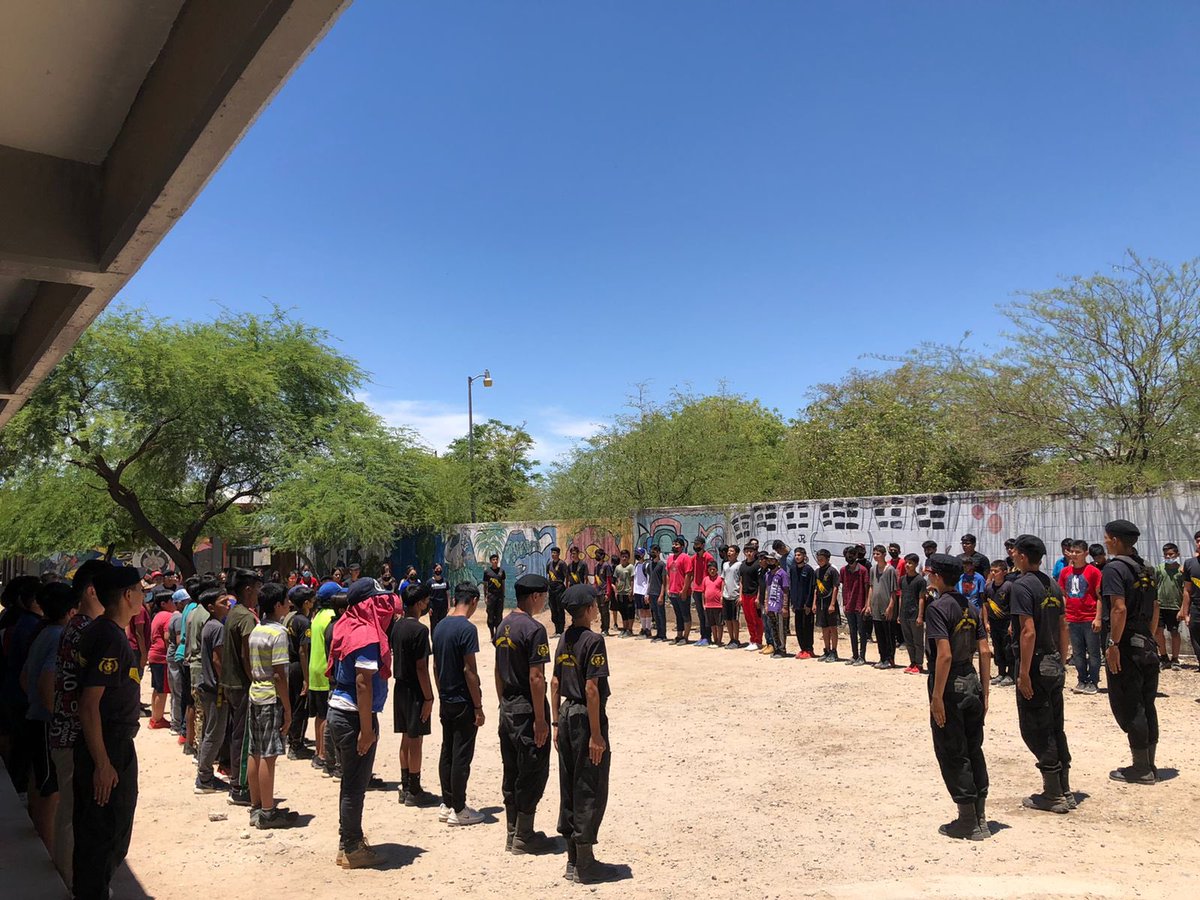 Efmsonora's tweet photo. El día de hoy, la unidad Norte, registró una asistencia de más de 100 jóvenes😎. 

¡La juventud al servicio de la Patria! 🦅🇲🇽 https://t.co/4n7UBlp1l3