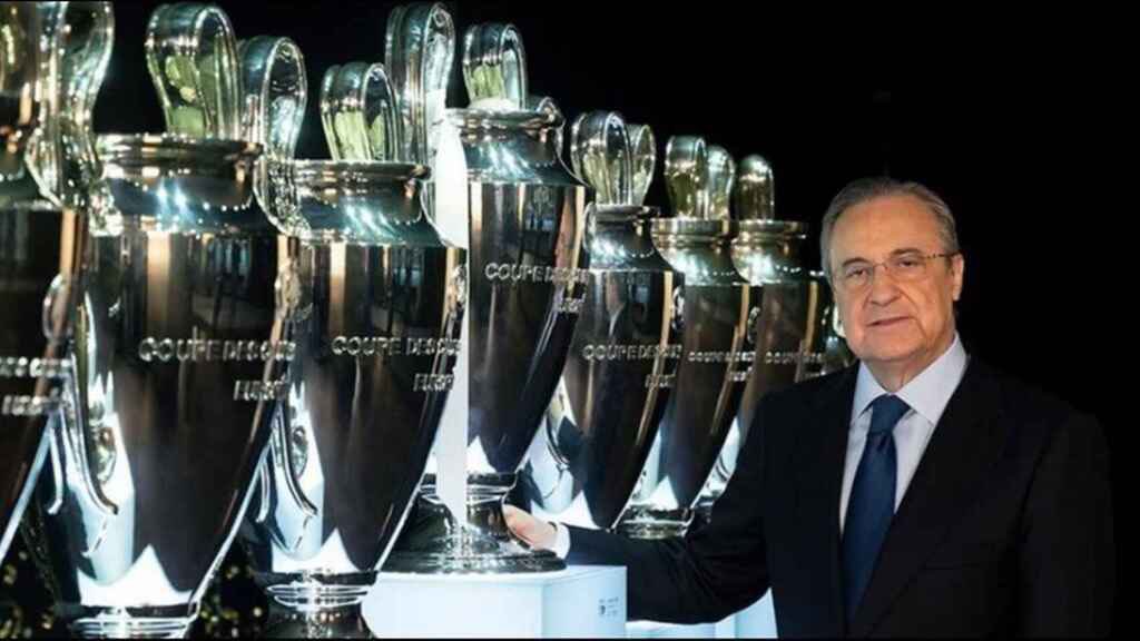 diosflorentino's tweet photo. Florentino Pérez: "Mbappé está OLVIDADO". 

MI PRESIDENTE 🤍

“Jugar en el Real Madrid es un privilegio no una opción “ https://t.co/yujAvG4Qa9