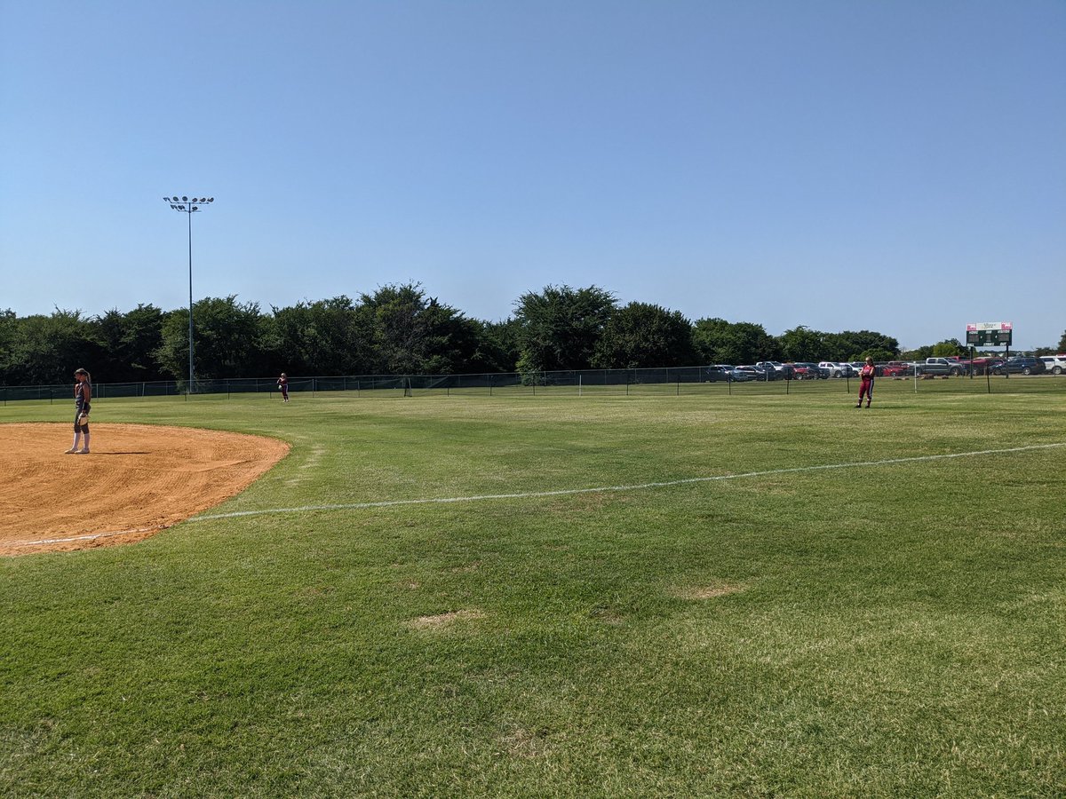 18uAttitude's tweet photo. Game #2 is going down! https://t.co/oKsj38cFzq