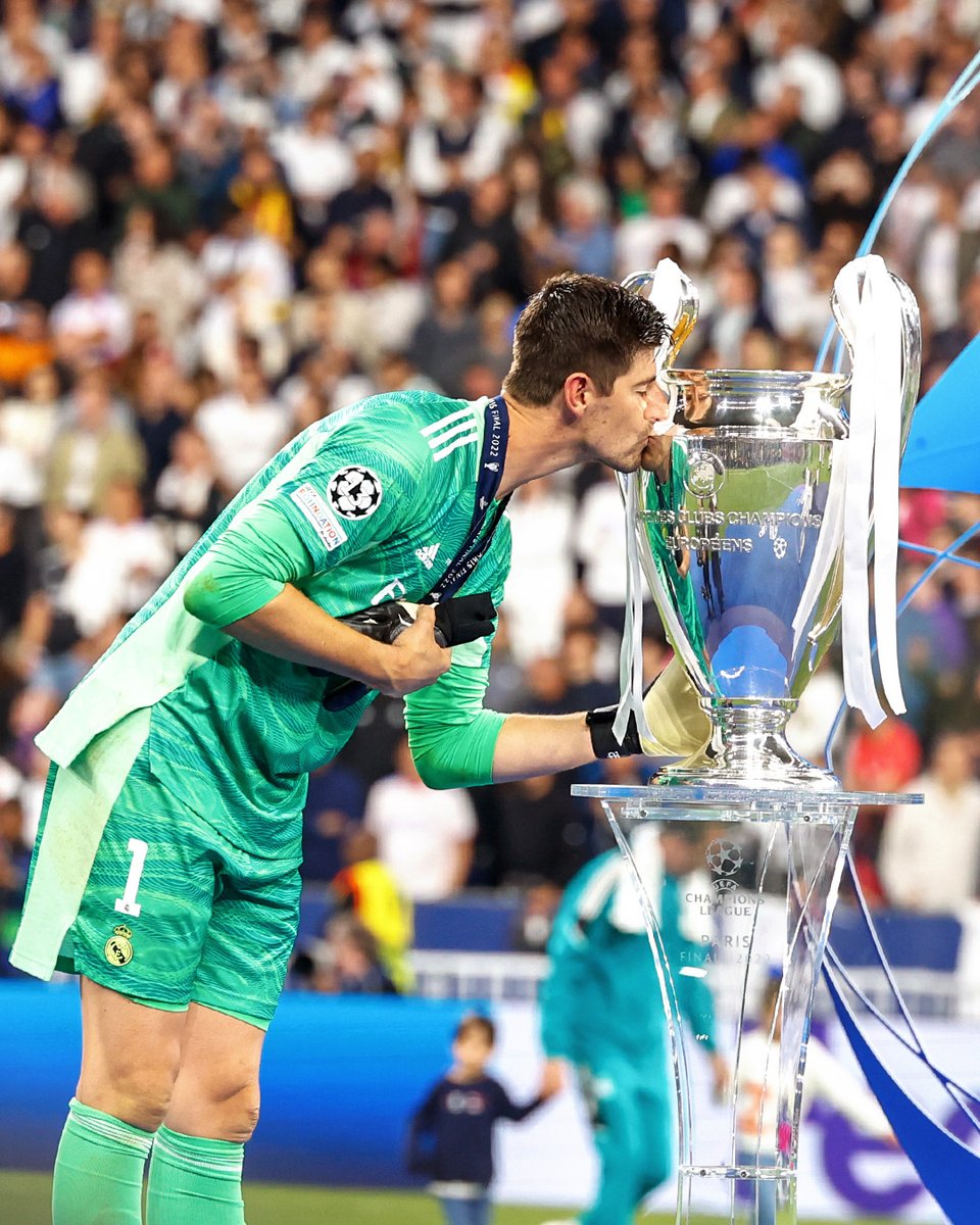 😘 Un poquito de amor siempre viene bien.
<a href="/thibautcourtois/">Thibaut Courtois</a> | #CHAMP14NS
