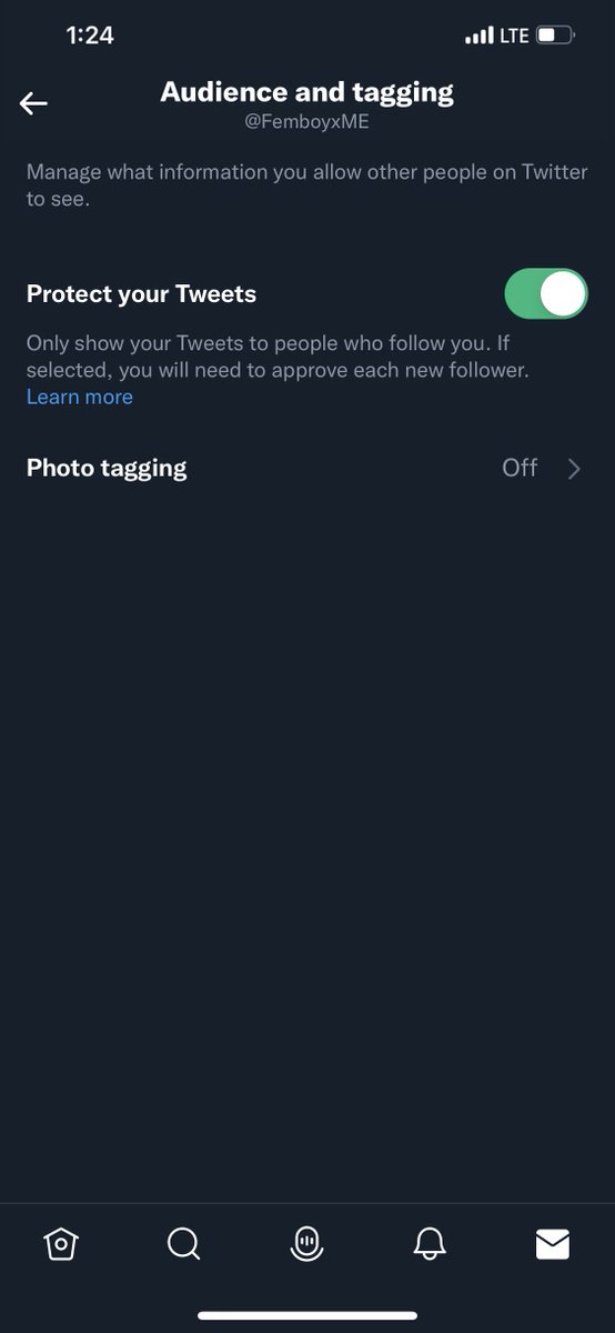 اللي ما يعرف شلون يخلي حسابه خاص، 
Settings~Your account ~ Audience and tagging ~ protect your tweets 🤍✨
