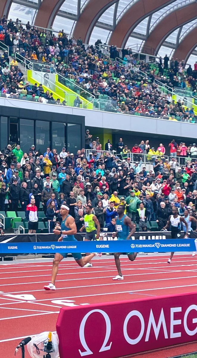 KatharineMerry's tweet photo. What a day .. always a pleasure to be infield @nikepreclassic .. some brilliant performances from the World’s best .. inc from the Brits .. especially from my club mate! @mattonthefloor  #UKRec *44.35 https://t.co/Ww1NIPEwU9