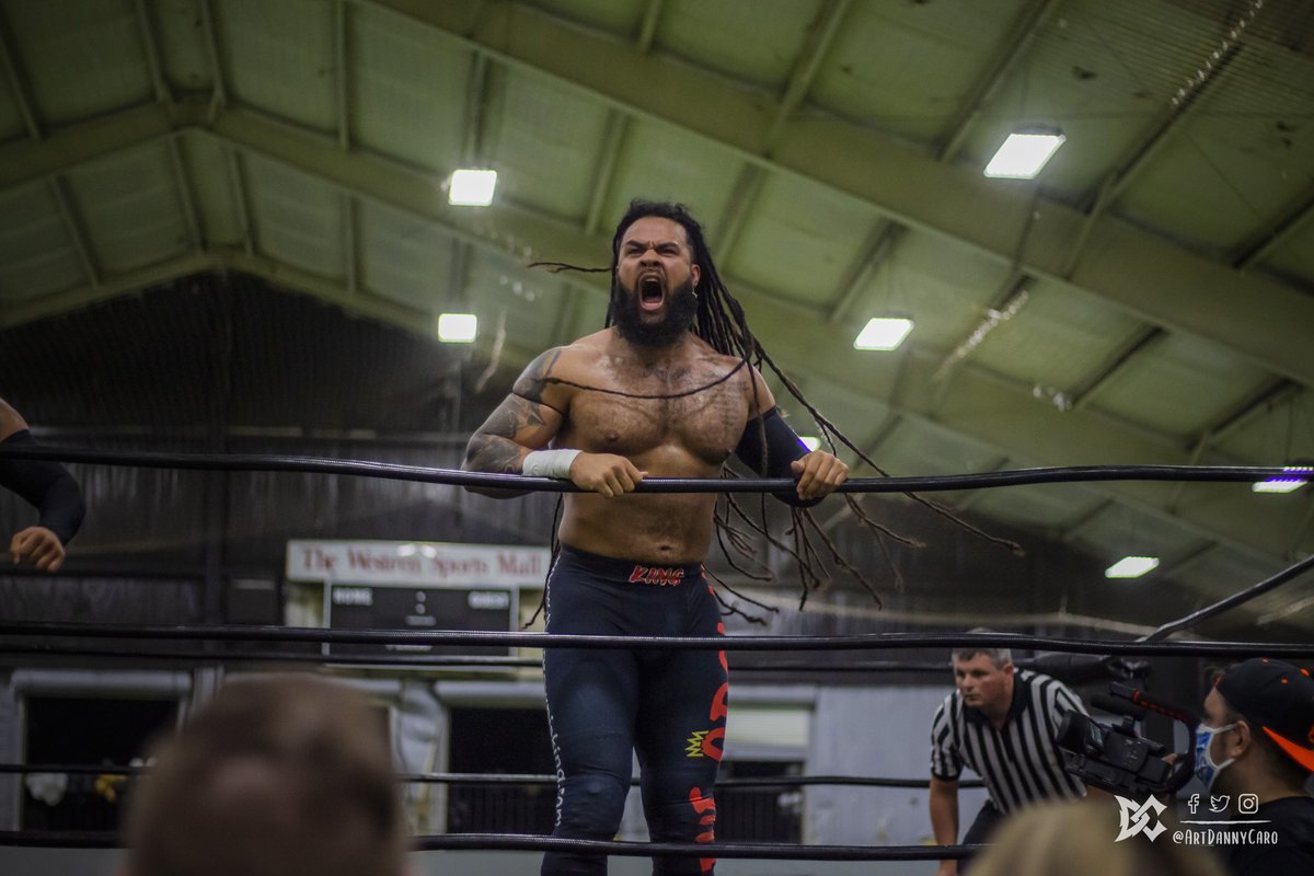 ArtDannyCaro's tweet photo. @TheQrown with @DavidBSpector at @CincyWrestling. Do these guys look badass or what? @darknessworldw1
.
.
.
#cincinnati #wrestling #wrestlingcommunity #nastynatti #cincy #CincyWrestling https://t.co/PBdb7bA0DG