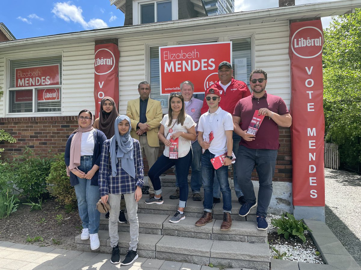 LizMendesONT's tweet photo. We had a busy day on the campaign trail. Great to have @coteau join us today. #onpoli #votemendes https://t.co/bbmK8M4IkQ