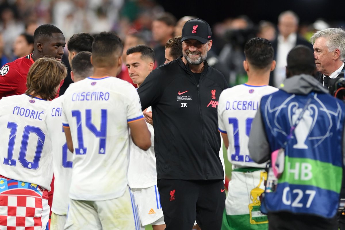 LosMadridistas_'s tweet photo. 🎙️ Klopp : "Le Real Madrid est la royauté de l'Europe et il le mérite."

#UCLfinal https://t.co/YxPWtBI2IM