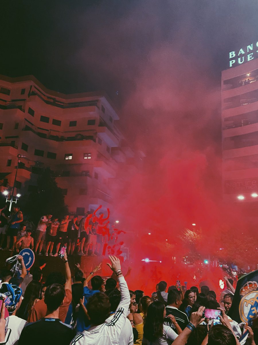 paabloestevez's tweet photo. Esto es ser del Real Madrid en Badajoz. ⚽️🤍 https://t.co/kuGz1dyRfo