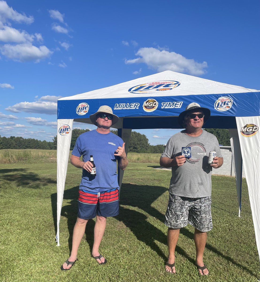 hotrodlunce's tweet image. ⁦@MillerLite⁩ It’s Miller time in Title Town #20yearoldtent #130parts #Noinstructions #lotsofmillerliteinvolved 🍺