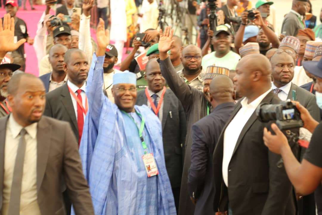 SaharaReporters's tweet image. BREAKING NEWS: Atiku Wins PDP Presidential Primary Election With  371 Votes Beating His Closest Rival, Nyesome Wike, Who Polled 237 votes.

#PDPPresidentialPrimaries #PDPDecides 
FOLLOW LIVE: bit.ly/3NLbF25