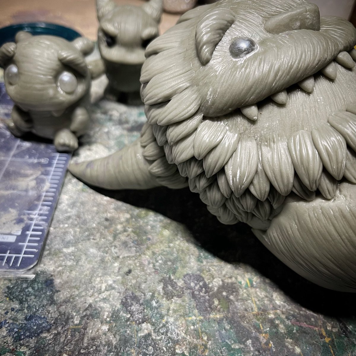 vanessa_ramirez's tweet photo. Finally making progress on all the things. #sculpting #monsters #makingthethings #wip #workinprogress https://t.co/KjrKPBBYBS