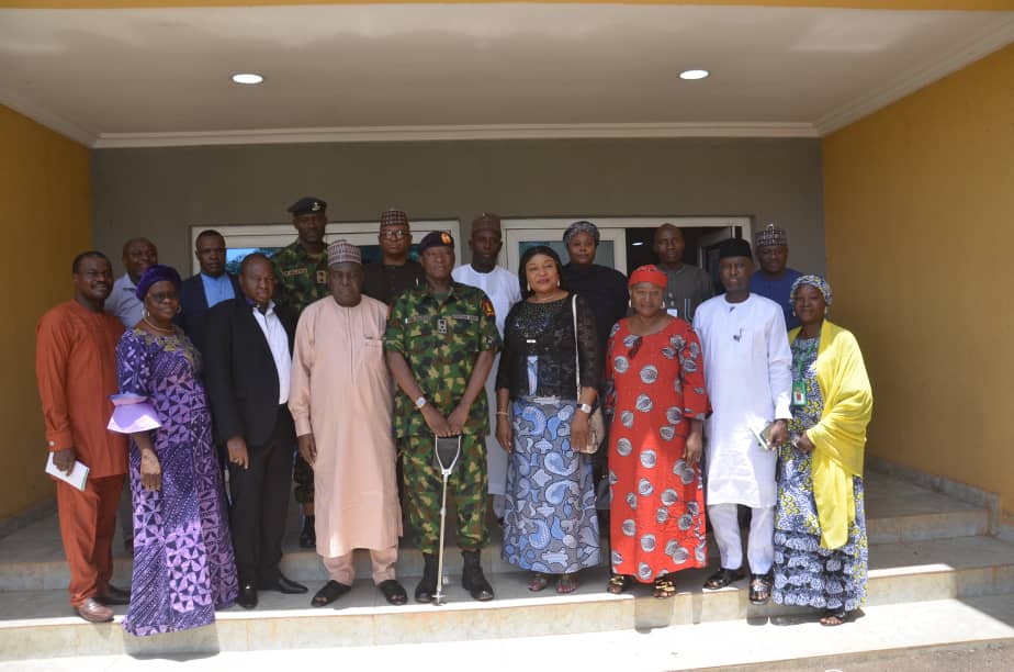 officialnyscng's tweet photo. NYSC Director General Lauds Army, DSS for Support
https://t.co/EBOf4s1FGK https://t.co/iROEV4Hb14
